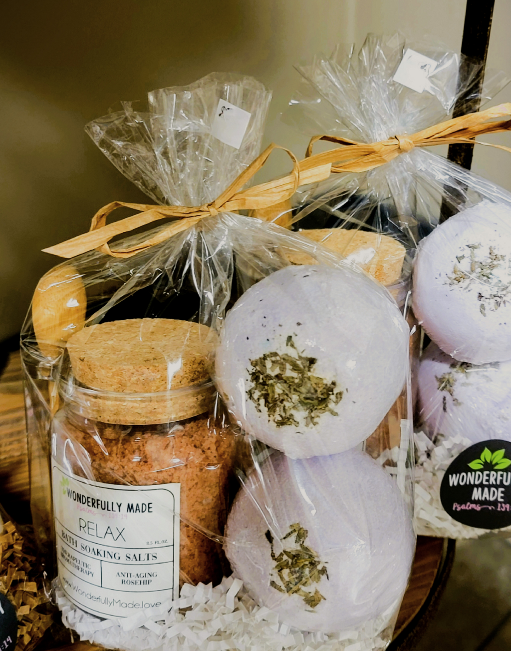 Gift Bundle Relax | Bath Soaking Salts | Bath Bombs