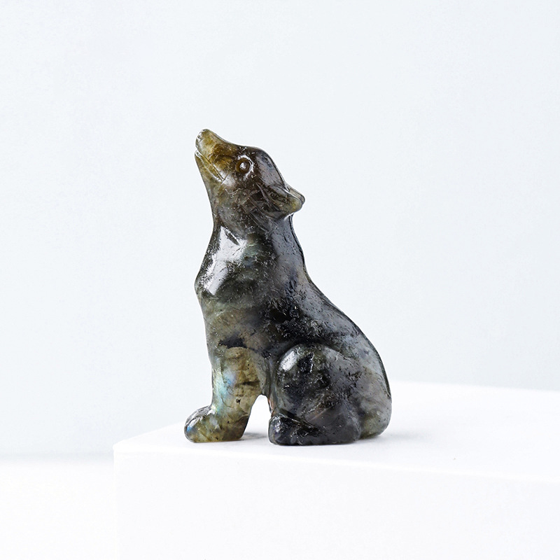 Natural crystal wolf cub carving piece, crystal, animal raw stone.