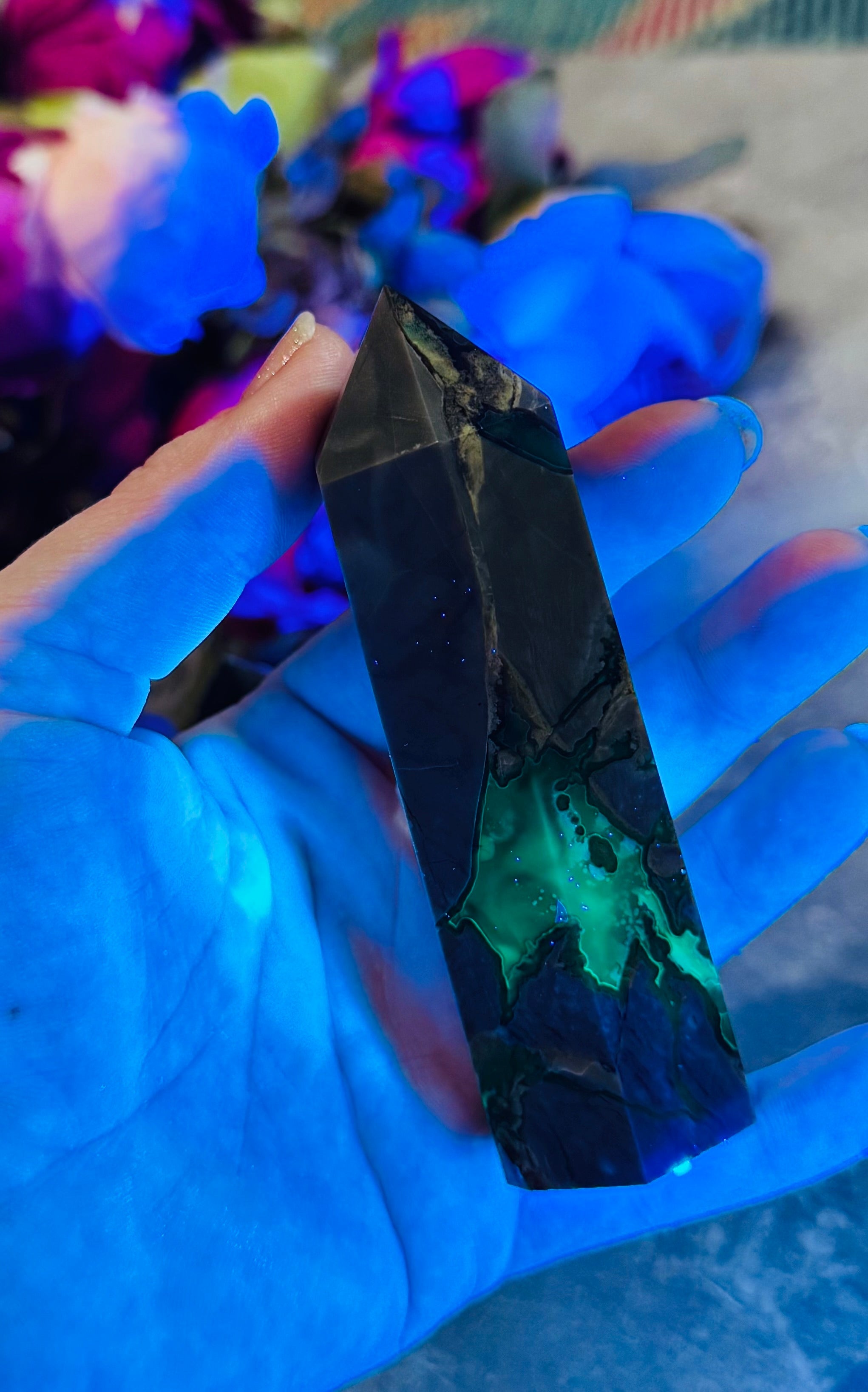 Volcano Agate Towers — UV Fluorescent Green Crystals