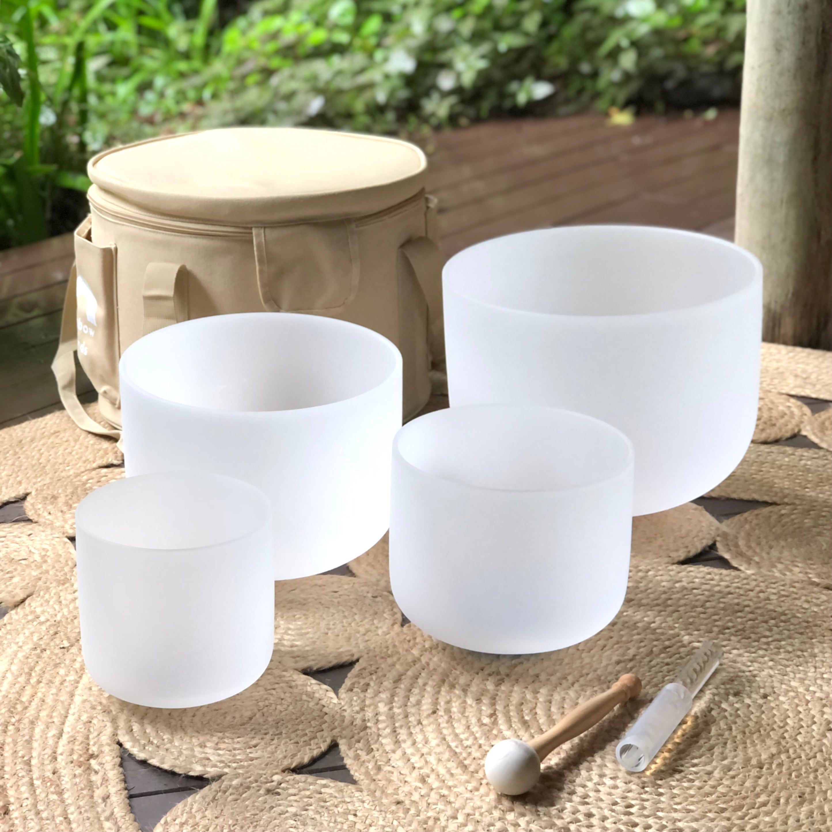 Set of 4 White Sound Therapy Bowls